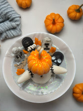 Lade das Bild in den Galerie-Viewer, Frankenstein Ghost
