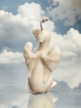 Lade das Bild in den Galerie-Viewer, Dog Angel
