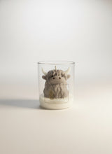 Lade das Bild in den Galerie-Viewer, Highland Cow in a Jar
