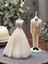 Lade das Bild in den Galerie-Viewer, Bride &amp; Groom
